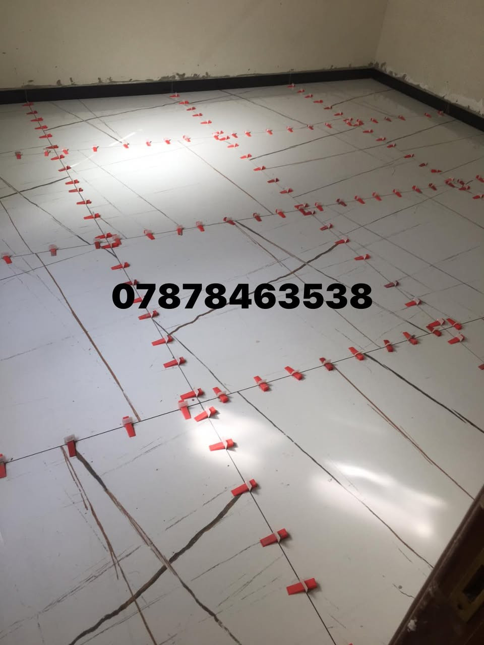 خلفه سيراميك مصرى متفرغ حاليا لكل انواع السيراميك والبورسلين والكاشى والمرمر والبايات والألوااح .
شغل ليزر درجة اولى وتسليم مهندس .
*********** الرقم بيه واتساب .

بغداااد فقط .
