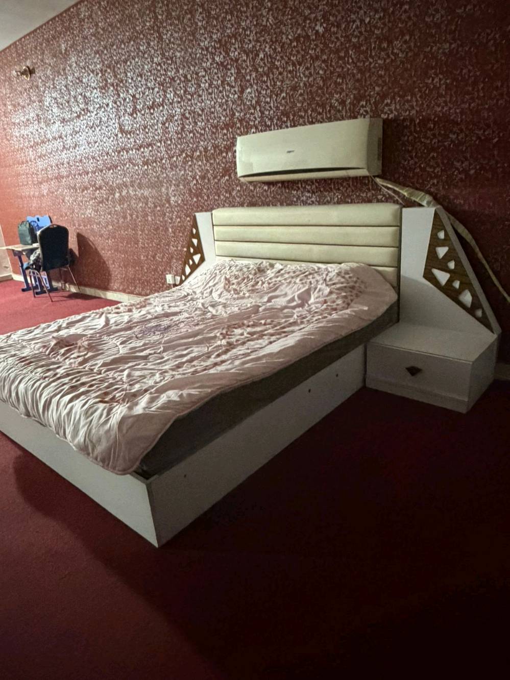 غرفتين نوم كاملات 