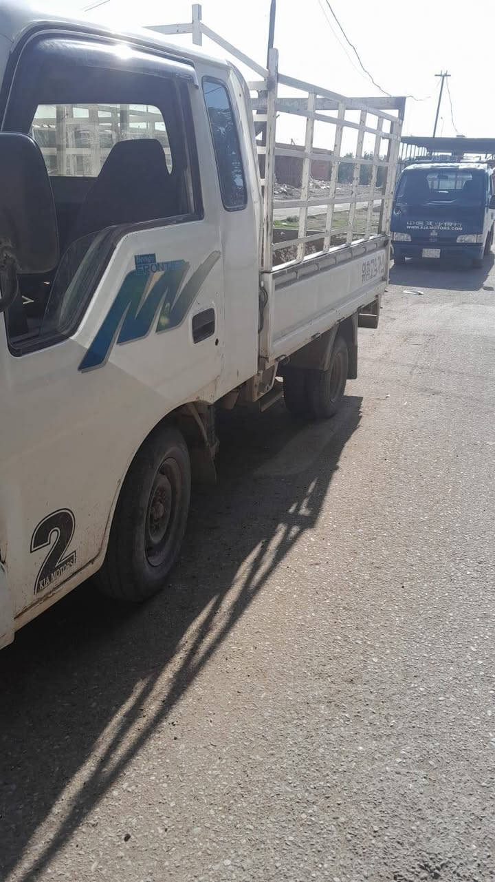 السلام عليكم كيا فونتيرا موديل 97 سياره مكفوله من كير ومكينه واكسن وشاصي رقمه واضح سياره لا ضربه ولا صبغ بلاديه كهربائياتها كلها شغاله رقم بغداد تحويل مباشر والسعر 44 ***********
