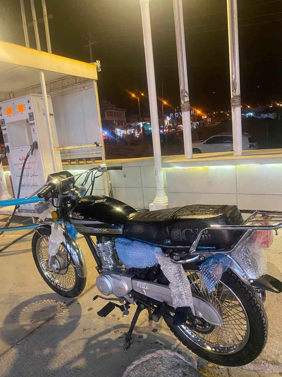 ئەم ماتۆڕەمان هەیە بۆ فڕۆشتن نامی پڕۆی ٢٠٢٠ کارەبایو هەموو شتێکی بەشەرت بەشەرتی ئەوەی قەترە ڕۆن نەیات 
لەسلیمانی سعری (٤٤٠) معامەلەیکی برایانە ڕەقەم تەلەفون 
***********
