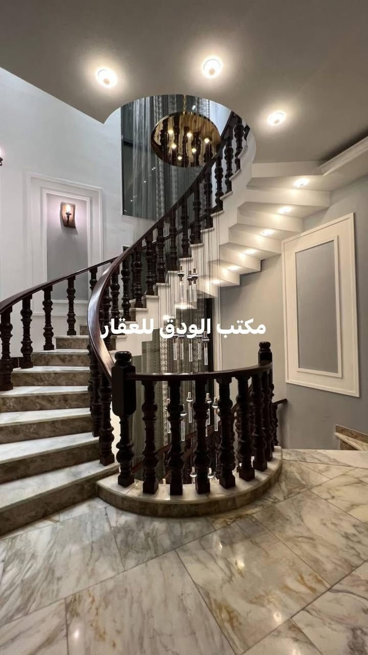 #مكتب_الودق_للعقار
دار للبيع شارع فلسطين محلة 510 شارع الطارق مساحة 150 متر بناء حديث 
واجهة 10 متر 
نزال 15 متر 
يحتوي على صالة/استقبال/مطبخ/خدمات/منور/4 غرف نوم
#للأستفسار_يرجى_الاتصال_او_المراسلة 

☎️مهندس مصطفى واتساب ***********

او زيارة موقع المكتب 

♦️شارع فلسطين /حي المستنصرية قرب كلية الرافدين / عمارة فرمان
♦️لارسال عروضكم السكنية والتجارية يرجى ارسالها على هذا الرقم 
♦️📱واتساب 0️⃣7️⃣7️⃣1️⃣6️⃣6️⃣4️⃣3️⃣7️⃣0️⃣2️⃣
