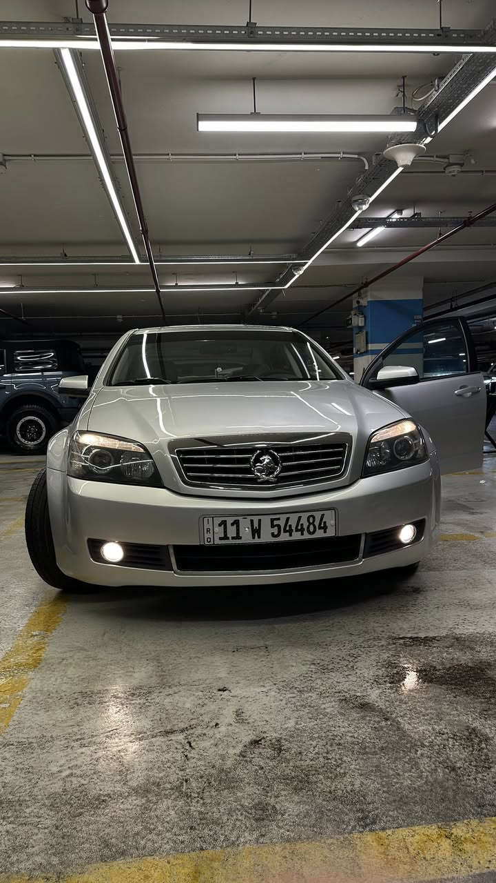 كابرس 2013 
وكالة المنصور 
مكفولة كفالة عامة السيارة معروفة بالنظافة 
ماشية 70 الف حقيقي 
محرك V8 6000
عليها. هدرز اكس فورس + كت باك بوليت 
بلادي لا لحيم ولا تلزيك 
السعر المطلوب 18000$ الف دولار 
عنواني بغداد اليرموك 4 شوارع 
وبالعافية على الياخذها 
***********
