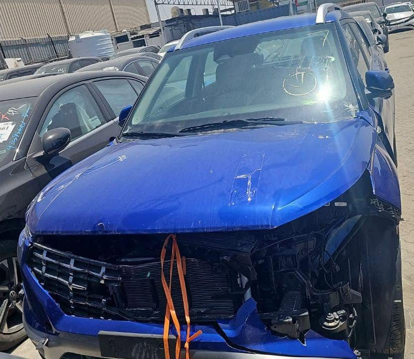 السلام عليكم
للبيع هونداي فينيو موديل ٢٠٢٤ بدون رقم منفسيت
الحادث مرفق بالمنشور فقط بارد بالبنيد على شكد شبرين
بدوو لغد بدون شاصي ايرباك ستيرن

داخل لونين 
فتحة
بصمة 
تشغيل عن بعد
وبقية المواصفات المعروفة
السعر 123 $وبيها مجال

للتواصل ***********
