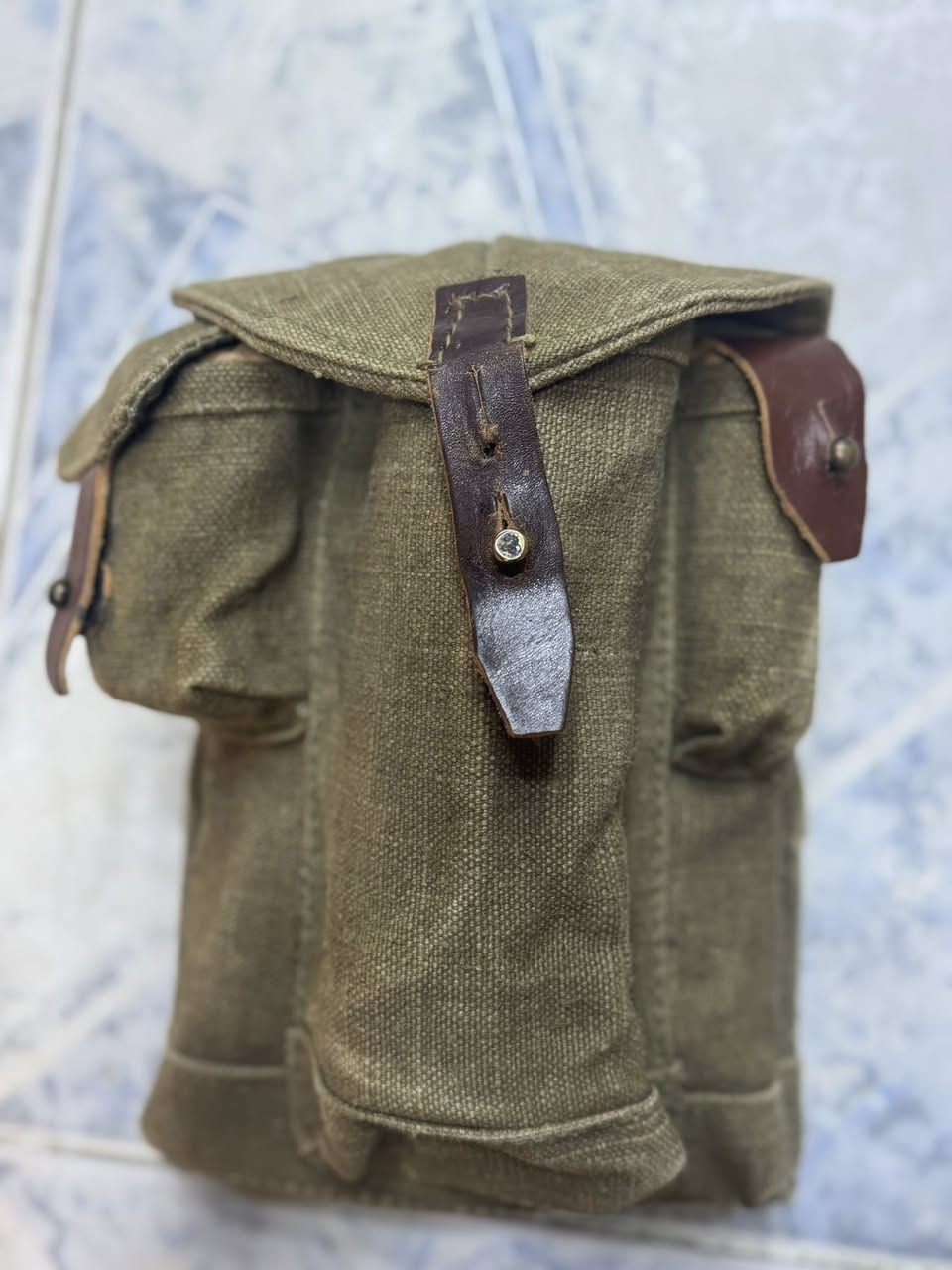 جنطه روسيه +حمالة اسلاح جدد شرط اصليات السعر 35 يوجد توصيل


**إذا كنت صاحب هذا الإعلان وتريد حذفه لأي سبب، رجاءا أرسل رسالة إلى الدعم الفني**