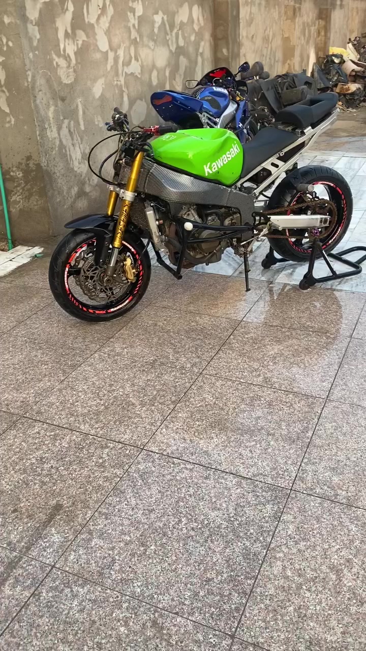 السلام عليكم كاوسكي 636 مزودة سعر ١٣ ورقه متواجد واتساب ***********
