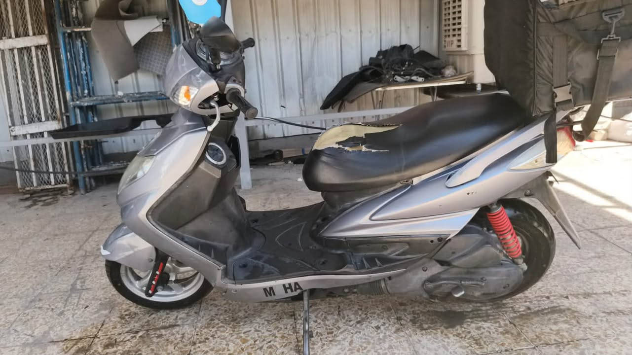 السلام عليكم سكنس فحل كوري الدراجة نظافة 100/100 بعدهة جديدة السعر 850 وبيها مجال بسيط للاستفسار ***********
