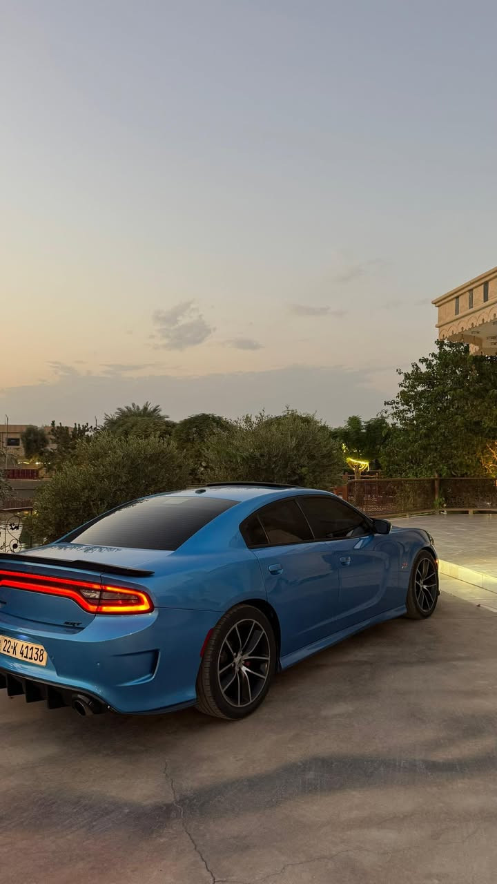 السلام عليكم 
للبيع فقط 
دوج جارجر 2018
سكات باك هارلم 6400 
لون بحري مميز
فول مواصفات عده الرادار الامامي
السياره ماشيه 65 الف كيلو 
السياره استخدام شخصي 
كير محرك كلو كفاله 
السياره بيهه جاملغ خلفي وباب
وبيهه بارد بل بنيد 4 اصابع
السياره بسمي تحويل ثاني يوم
السياره عليهه برمجه سيفتي 
السعر 268 ورقه 
مكان السياره تكريت العلم 
***********
