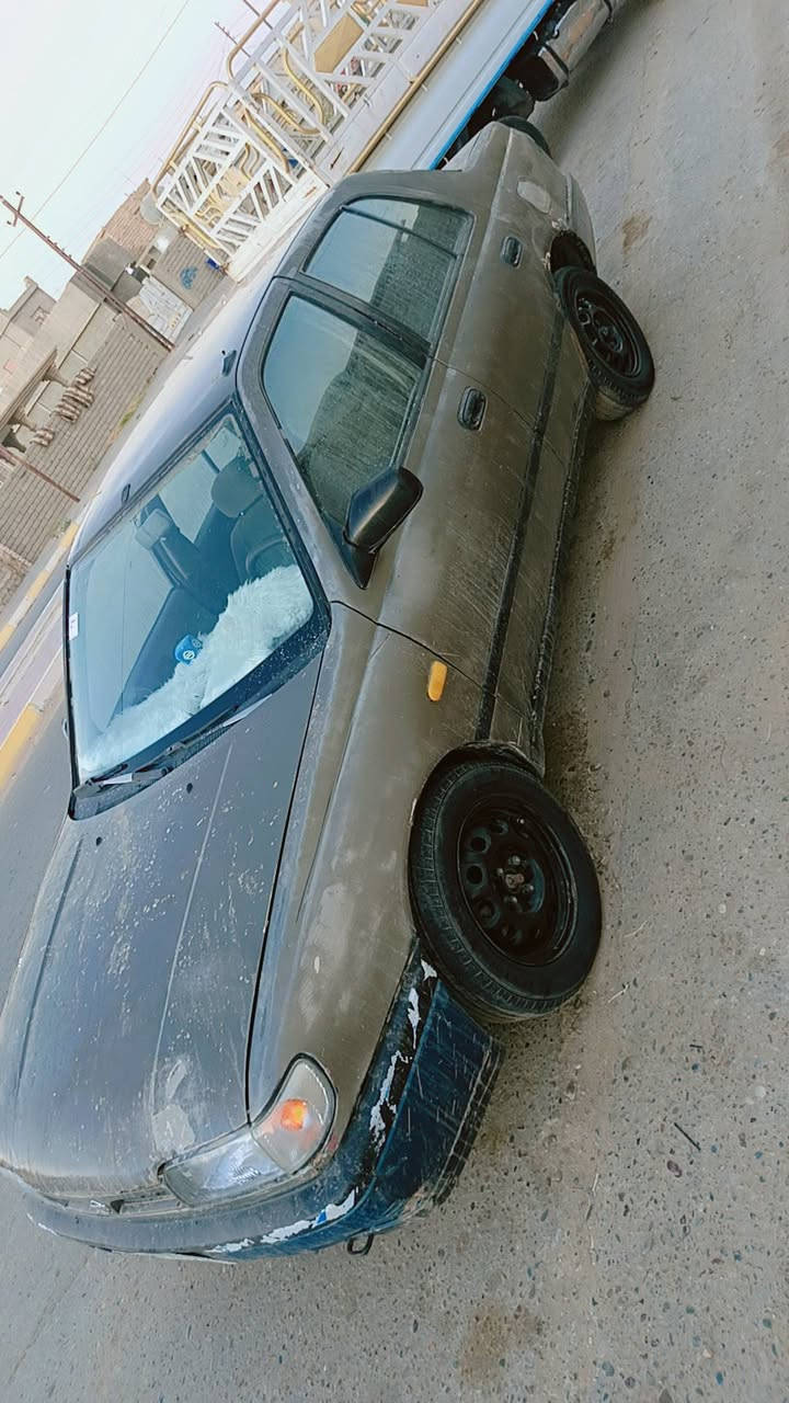 للبيع ومراوس نيسان سني موديل91 محرك وكير شرط قبق اسود تاير نص عمر كهربايات كله شقاله سمكره جديده فقط عوز بس صبغ جماليه للستفسار***********
