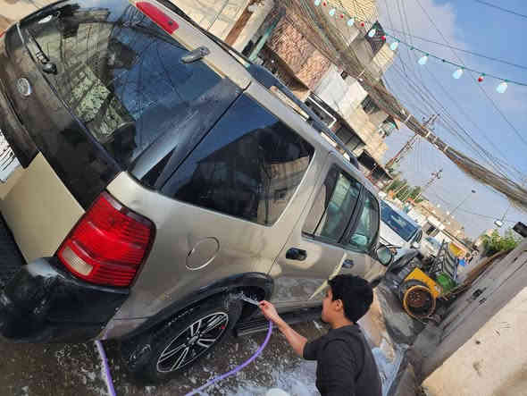 سلام عليكم اكس بلور بلادي ممحور 6سلندر موديل 2004بيه صبغ باب وجاملغ كفاله من ضرروصبغ ولايرباك فقط لذكرتهن كير مكينه بلجيس ابولكاله بكركوك وابوسنويه بصلاح دين شرط تحويل عارضه 75بيع او مراوس حسب لقناعه مكاني بغداد رقم الهاتف ***********
