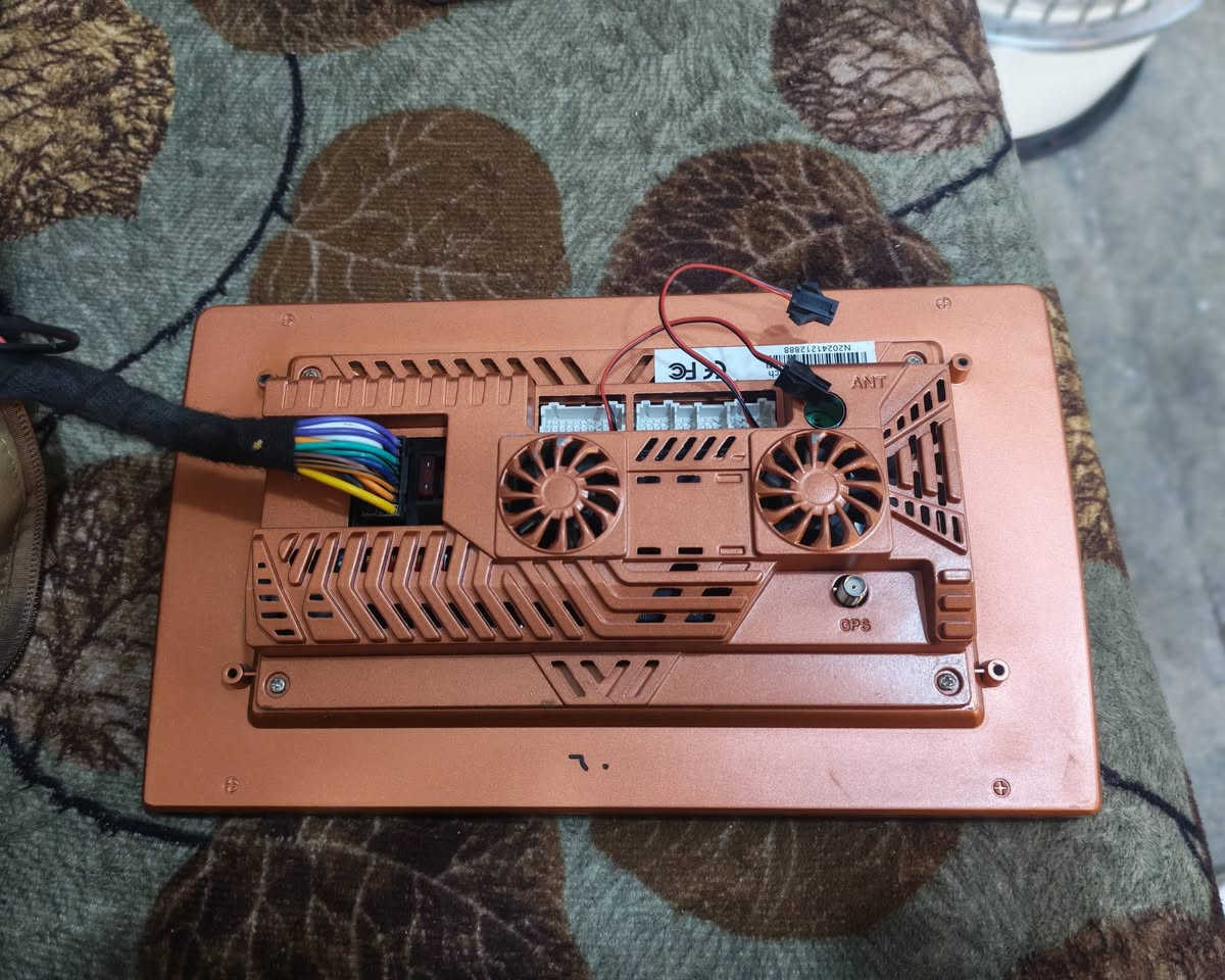 شاشه ايباد للبيع
حيل نضيف مستخدم قليل غراضه كامل براد يعني مايحمه دبل براد سعر 75 رقم تلفون ***********
