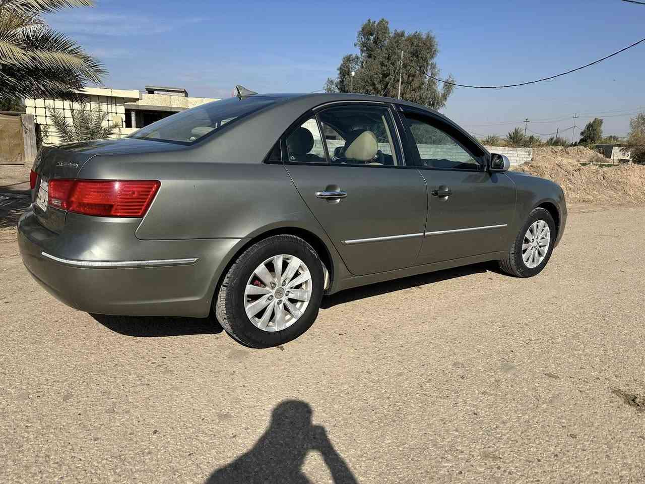 السلام عليكم سوناتا 2010 وارد امريكي رقم سليمانيه الماني سنويه ما نافذه شرط التحويل مكينه 2400 مكفوله من بخار وتنقيص تخم تاير صدر جديد بدون بار بدون شخوط بيه جاملغ وبنيد وباب كلير ليبل واحد بدون تبديل بدون دواخل السونار موجود بلصور السعر 113 وبيه مجال واسط صويره ***********
