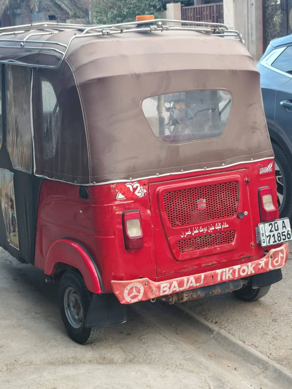 السلام عليكم تكتك للبيع موديل 21 لوحه وسنويه انكليزي 
تحويل ثاني يوم تكتك كامله مابيها اي نقص المكان ديالى الخالص هبهب للاستفسار ***********
