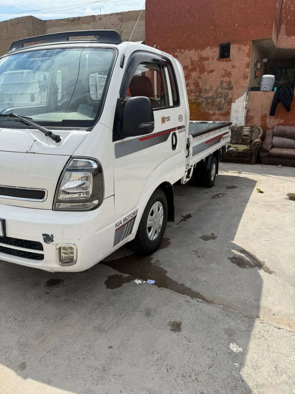 سلام عليكم كيا مديل 2021 سيره جديده ماشيه 78 الف رقم واسط جديد تحويل ثاني يوم سياره مكفوله كفاله   مكان بارد بسيط اقل الشبر سياره جديده كير مكينه مكفولات  العنوان رفاق البلديات 
السعر 135 وبيها مجال 
الهاتف ***********
