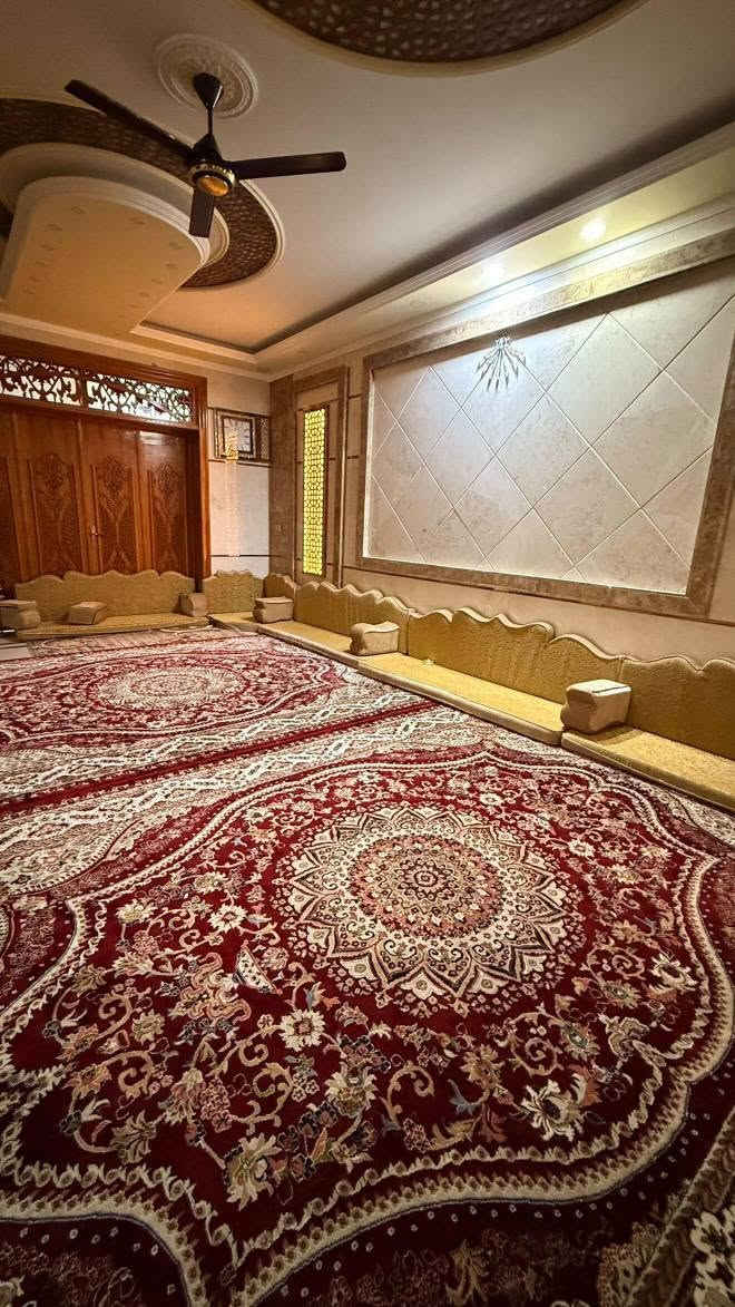 سلام عليكم جلسه عربيه طول 22متر نظيفه جدا تسگام سفنج الثقيل  مسگمينه مليون 750 تنفرش وجهين ضرارها اربع اسابع من الفاره 
يردوهه ب800 كربلاء, العراق


**إذا كنت صاحب هذا الإعلان وتريد حذفه لأي سبب، رجاءا أرسل رسالة إلى الدعم الفني**