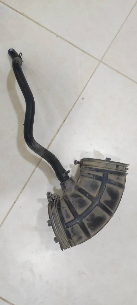 قبق شوته كامله+ جوينات شوتة+دكشنات تفصيخ خليجي+جگ تاير+فسفورة دعامية خلفية+ستاب لايت لد باب جنطه ***********
