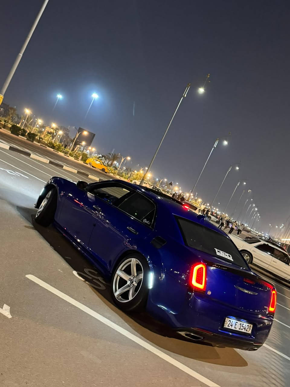 كرايسلر 300s
السلام عليكم اوباما S300 2018 فول مواصفات رقم دهوك هزة وسنوية وارقام جدد تحويل او وكالة
مواصفات //
V6
بانوراما
شفتات سترين 
كشنات جلد
رادار جانبي
تحكمات
شاشة كبيرة
دمام
حساس امامي خلفي
فجوج + مهبطه تهبيط يموت
ملاحظة / السيارة كندي بيها كلير جاملغين امامي بدون فتح 
ماشيه 84 ميل 

ملاحضه: بنيد الأصلي موجود
مكان السيارة بصره
للستفسار (*********** ) فقط واتساب
