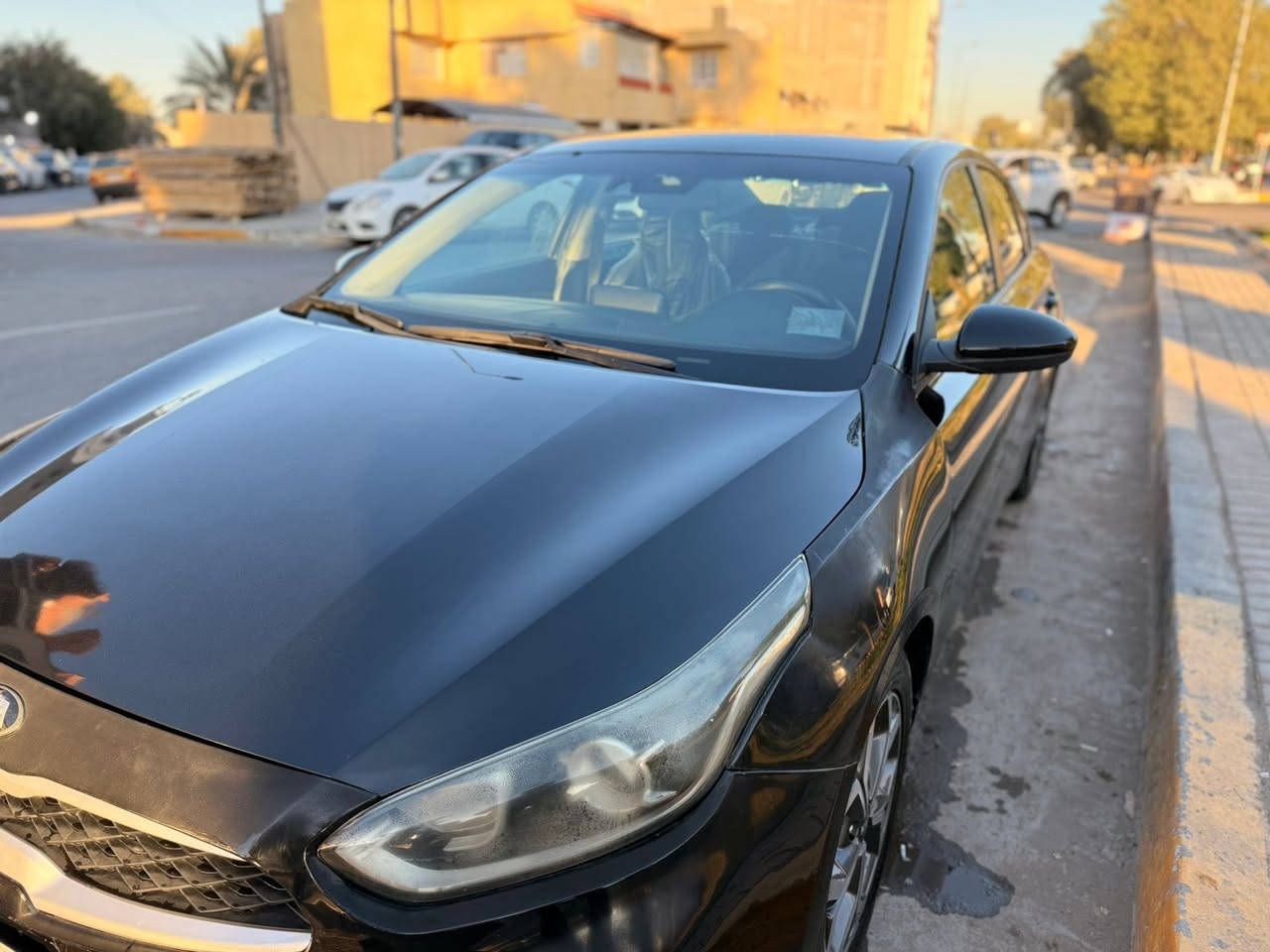 كيا فورتي 2019رقم بغداد حرة غير متواجد على الفيس فقط اتصال
وراد امريكي. السيارة لون اسود حادثة امنزل صورة الحادث  

‏ 3KPF24AD1KE092338رقم الشاصي  

ماشية 72 الف وقابلة للزيادة

مواصفات السيارة 

تبريد بيانو 

فول تحكم ستيرن 

زينون عالي ناصي 

ويل كب 

رادار تحديد مسار 

شاشة بنظام ابل كار بلي واندرويد

كامرا خلفية دوارة

مري كهرباء 

السعر 130 

رقم بغداد مشروع وطني 

مكان السيارة بغداد القادسية مدخل ساحة قحطان 

للأتصال ***********
