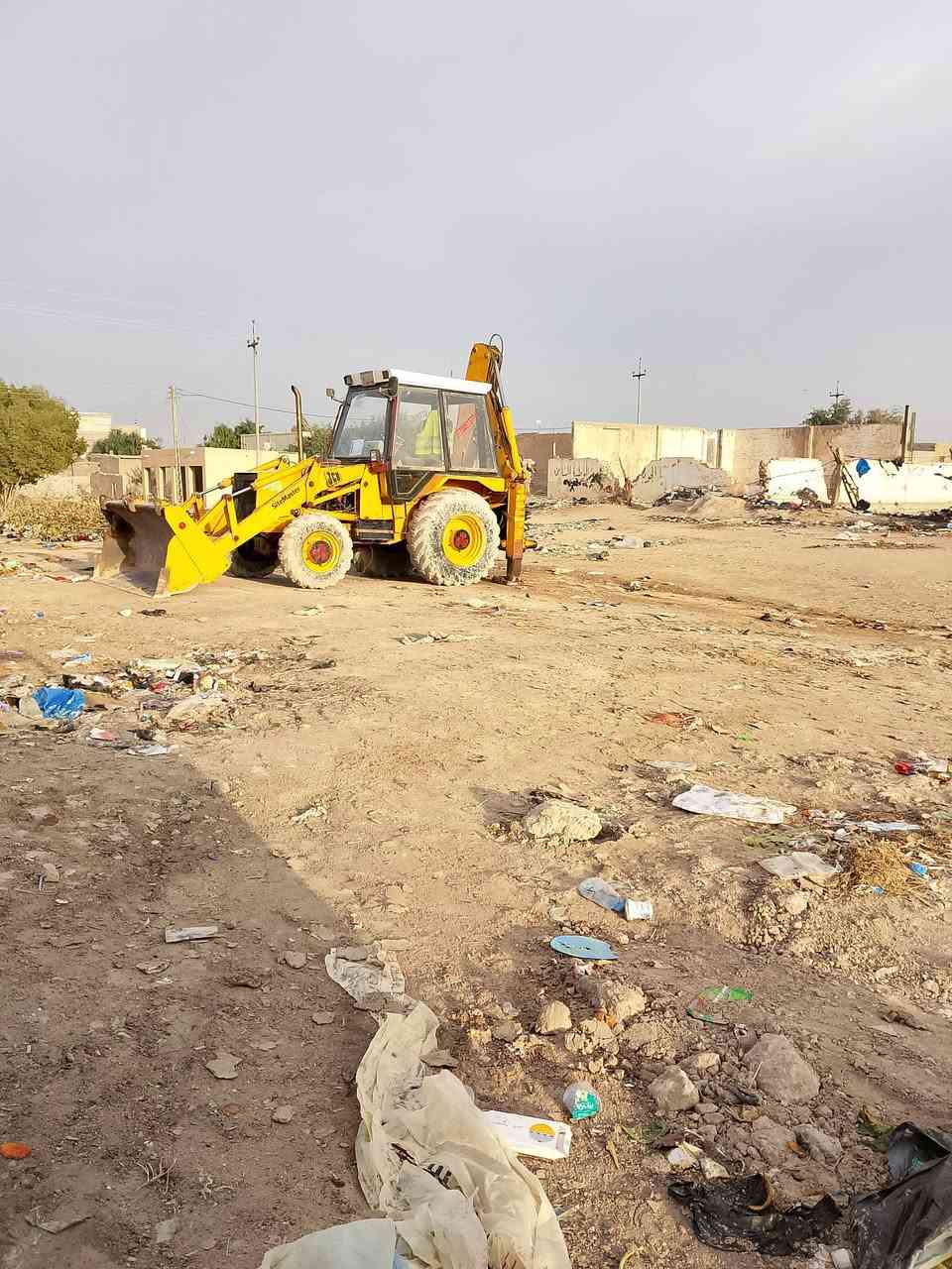 بسم الله جيسي بي محرك لا تنقيص ولا تبخير
مظخ خير من الله بس لاشه مالت الكير
مكسوره لين سايق طكه  بصبه فقط وحلين شغال 
تمشي فر ويل شغل سلايت جب  سعر 50وبي مجال الاستفسار خوكم لامستشار للمعدات ثقيله عباس صالحي 
***********
