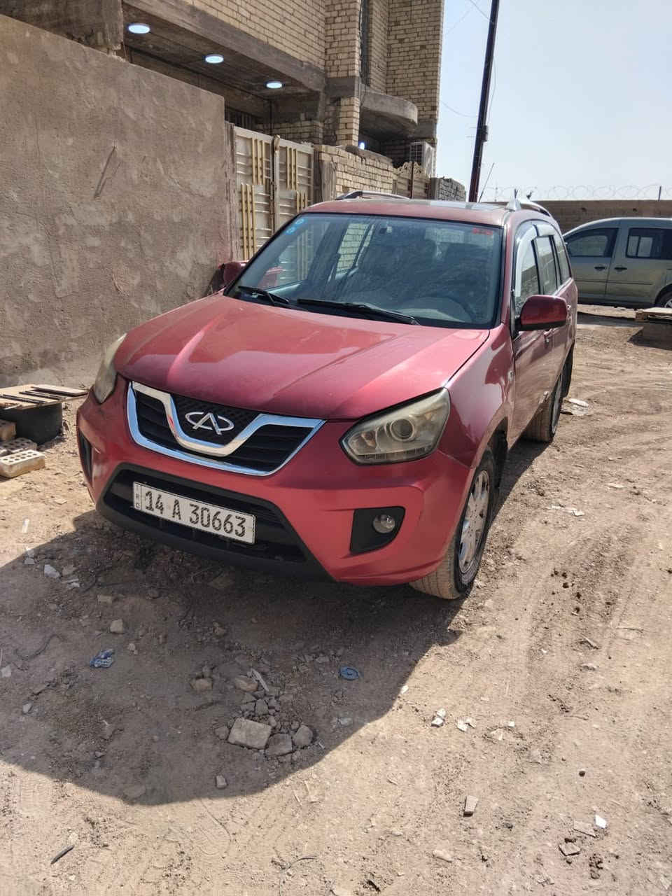 السلام عليكم
تيكو موديل ٢٠١٣ 
مصبوغه حزام بيه ضربه جاملغ صفحه السايق 
كير كهرباء مكينه خير من الله 
صدر  امامي خلفي جديد
تخم تاير جديد
دواخل نضيفه
السياره بأسمي هزه جديده رقم دولي بصره جديد

بيه نواقص جدا بسيطه

مكان السياره بغداد الامين

السعر ٤٥ وبيه مجال

للاتصال ***********
