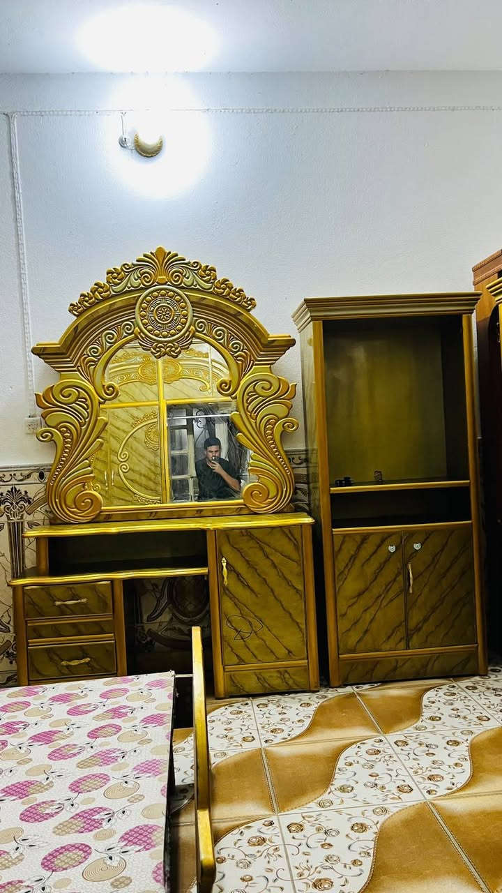 للبيع غرفه توج صاج عراقي نظافه فول السعر850بيها مجال العنوان الرمانه للاستفسار*********** واتساب
