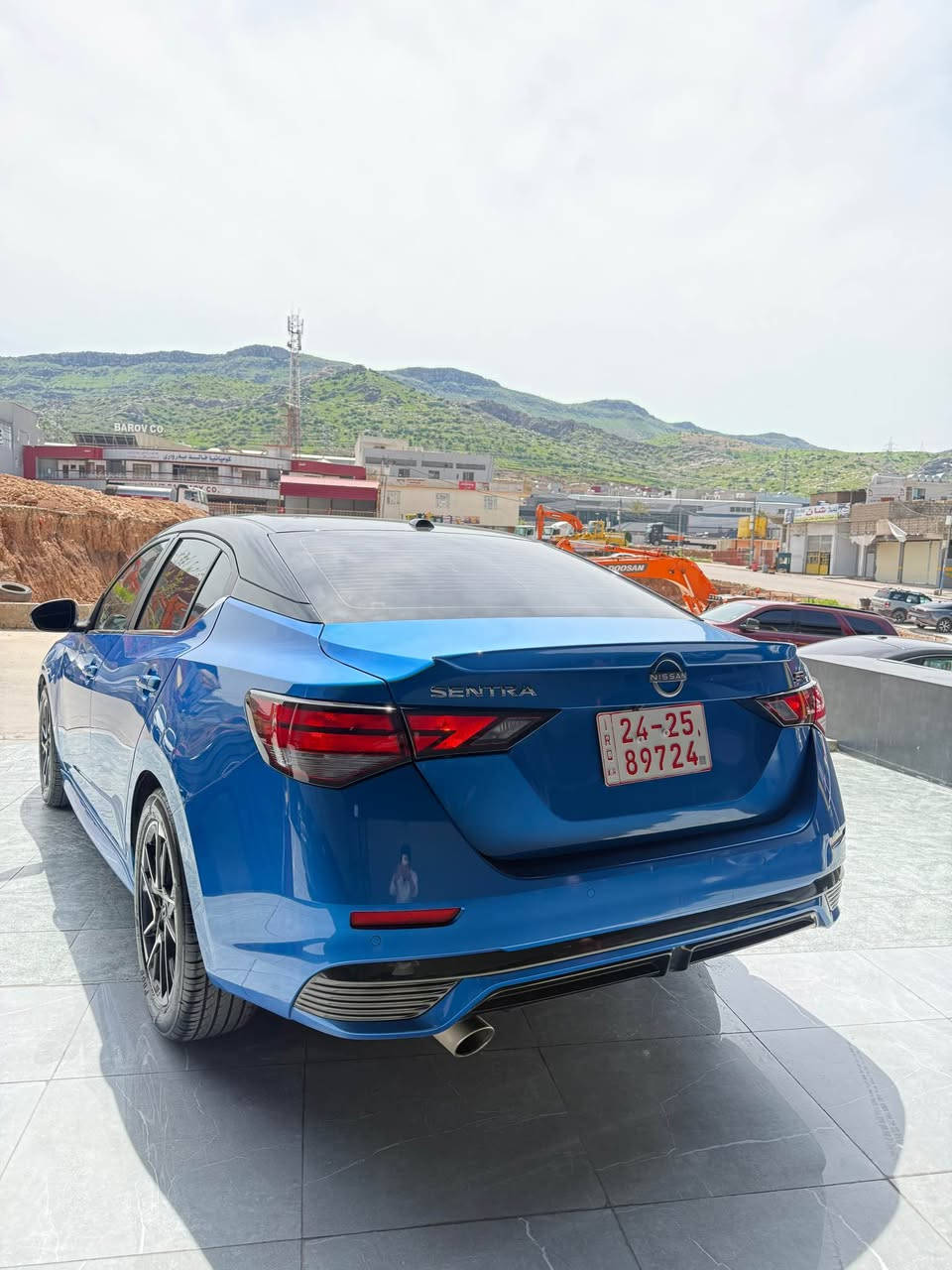 Sentra SR 2025 
شبر بوند صبخ بدون دواخل 
ماشية 4 الف مواصفات SR فول سقف اسود بلادي
السعر 135 ورقة بيها مجال
*********** دهوك, العراق
