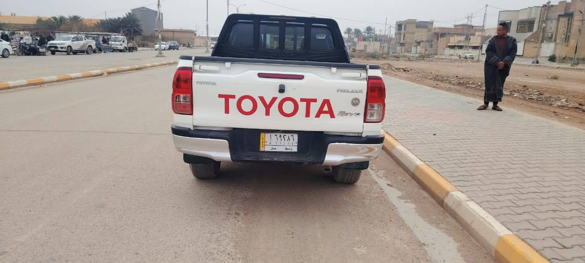 السلام عليكم بيكب للبيع موديل 20 رقم واسط  الستفسار ***********
