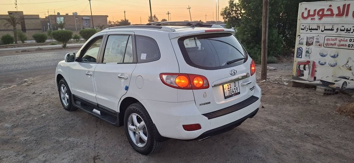 *********** سنتافي خليجي الفين و 9 مكينه 6 سبعه راكب تبريد ٣ قطع مكينه جديده تخم تاير حداديه جديده رقم بغداد بسمي سنويه ال 30 مكان سياره واسط السعر (105) سياره  رشات صبغ فقط بدون ظربه
