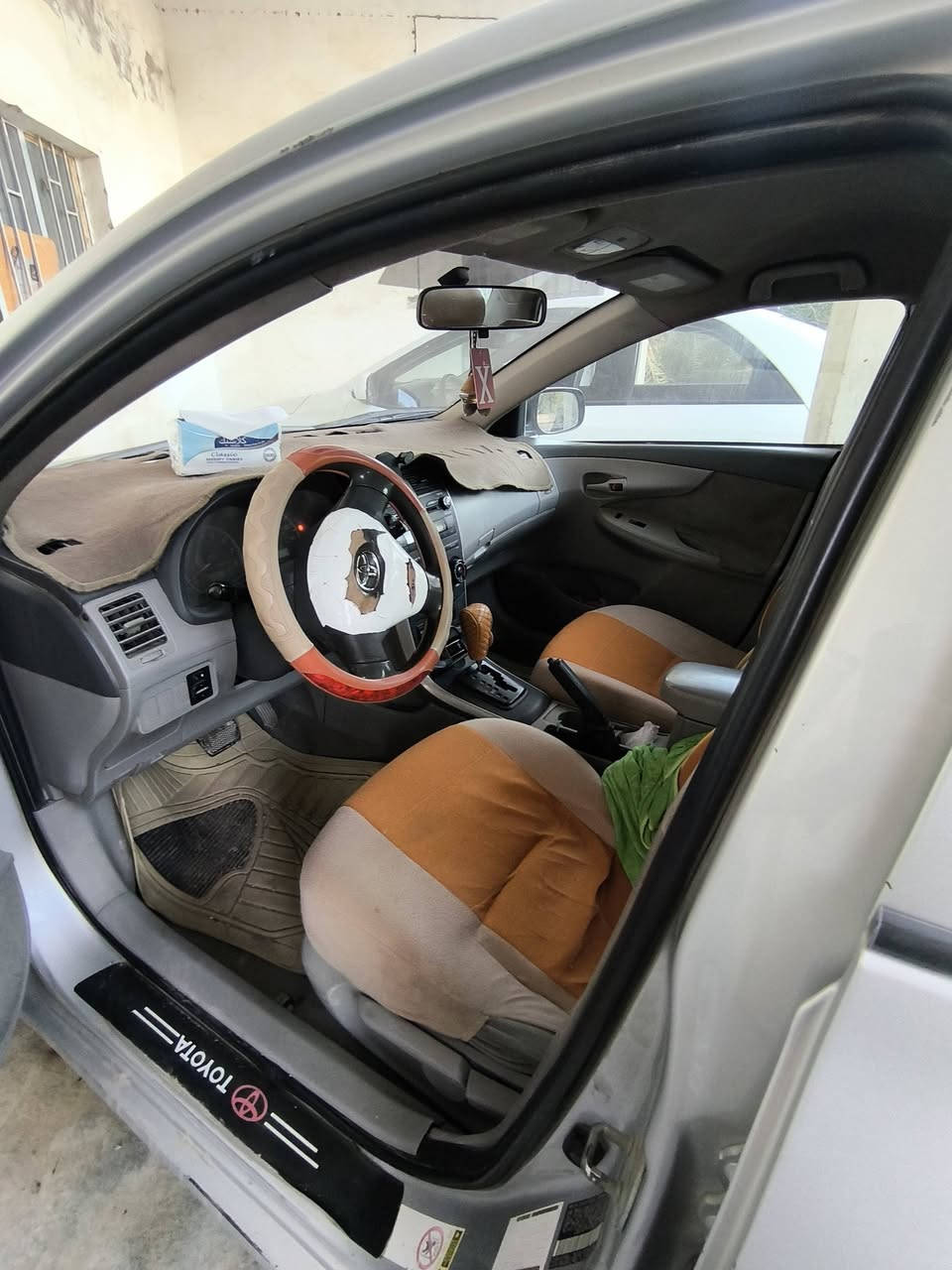 كورلا موديل 9 وارد امريكي مكينة 1800 ضرر قطعتين 115 مكانها ديالى دلاعباس ***********
