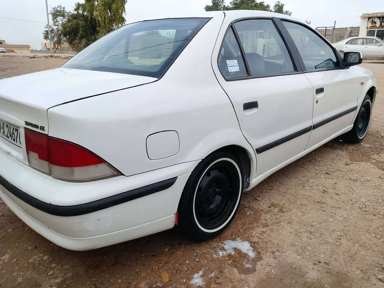 السلام عليكم للبيع سمند 2010 سنويه ل30  سياره بيه صبع دوس وهلالات سياره جاهزا مكينه وگير حداديه تخم تاير كهربائيات تبريد لسياره من ايدك للشارع  لسعر 38 وبيه مجال مكان لسياره واسط كوت مركز لمدينه ***********
