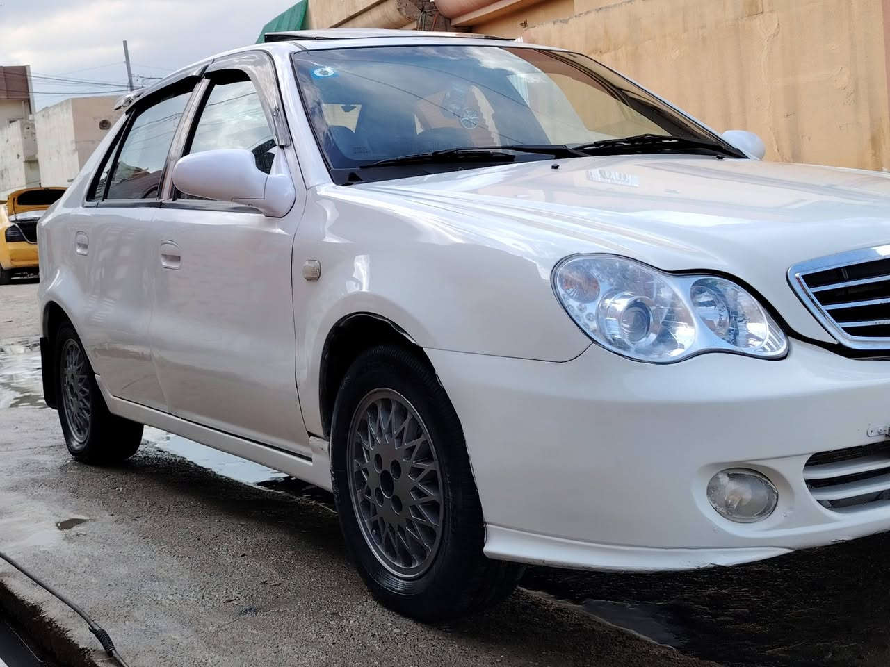 سلام عليكم  سي كي للبيع موديل 2013
رقم بغداد انكليزي الشرعي بل موصل شرط التحويل
تبريد تدفئه شرط اربع تايرات جدد مع ويل كب
الضفيره ما ملعوب بيها جامات اربعه كهرب سنتر لوم قفل مركزي مري كهرب هزه جديده شهر الثالث سنويه الى 2028 صدر امامي وخلفي شرط سياره جاهزه من كلشي
السعر 42
***********
***********
