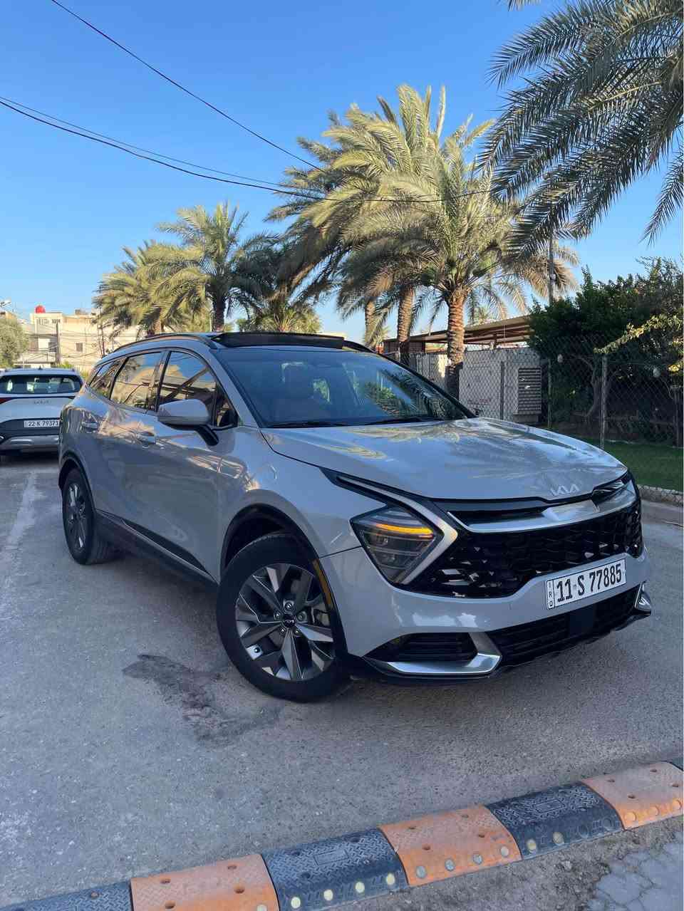 سلام عليكم 
سبورتج 2024 برستيج 
وارد امريكي بدون ايرباك
مزوعه مواصفات 
بنوراما 
بصمه 
داخل احمر 
كشنات جلد 
شاشة متصل 
فول تحكم ستيرن
قطعتين تبريد
كشن كهرباء 
كشن هيترات
مودات قيادة
اشاير بلمري
ويل كروم
حساسات دعامية
تحديد مسار
سايد بريك بصمه
صندوك كهرباء
 هواي بعد بيها مواصفات
ماشية 34 الف 
صور الحادث بلمنشور 
السعر 215 ورقه وبيها مجال 
للاتصال *********** 
مكان السيارة حي تونس بغداد, العراق
