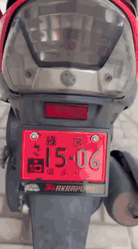 السلام عليكم دراجه ماكس عدله نضيفه وكامله من كلشي مكينه ما مفتوحه بلاديه دراجه جديده ويل كب سعرها 800 وبيها مجال اوراقها كامله مكفوله من اي شي مكان دراجه بغداد سبع قصور رقم ***********
