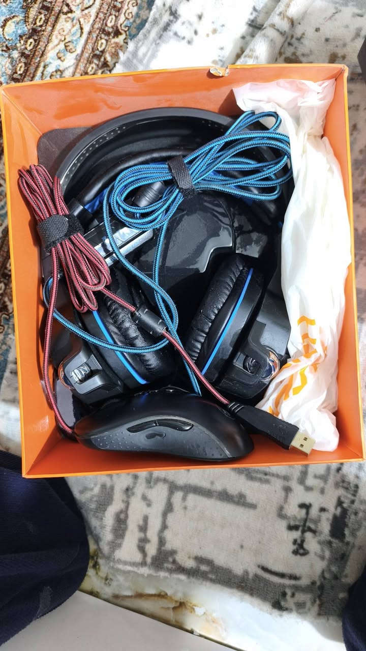 ماوس ريدراكون + سماعات 
سعر 45 الف مع التوصيل 
*********** واتساب
