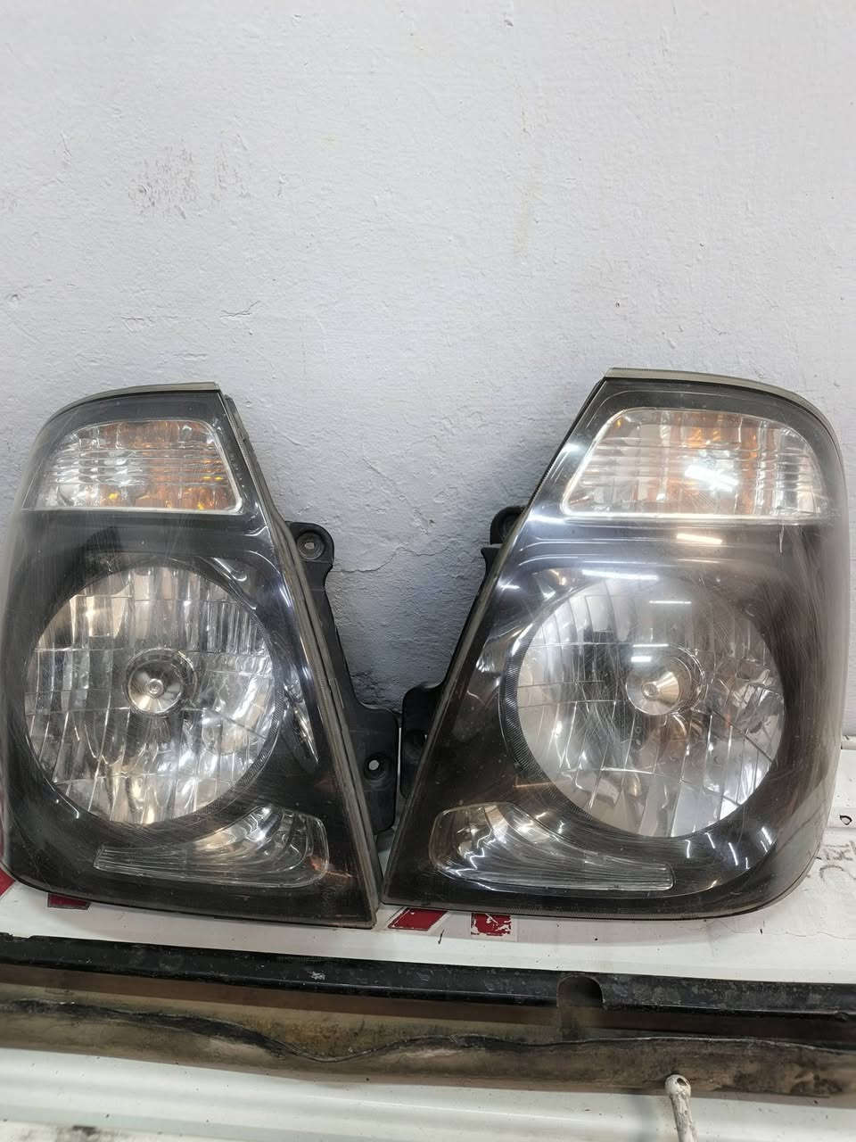 اغراض بلادية مو تجاريات
باب خلفي بلادي سعرة قفل ٥٠
لايتات بلادية سعرهن ٦٠ قفل 
االعنوان مدينة الصدر


**إذا كنت صاحب هذا الإعلان وتريد حذفه لأي سبب، رجاءا أرسل رسالة إلى الدعم الفني**