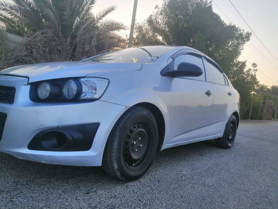 السلام عليكم تحيه طيبه شوفر ليت افيو سونك اوتماتيك موديل 2012 خليجي بسمي السياره جديده احلئ من الصور سنويه جديده السعر 65 الشراي يتص***********
