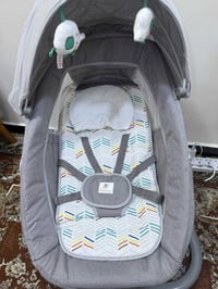 كرسي هزاز • موستيلا • بلوتوث