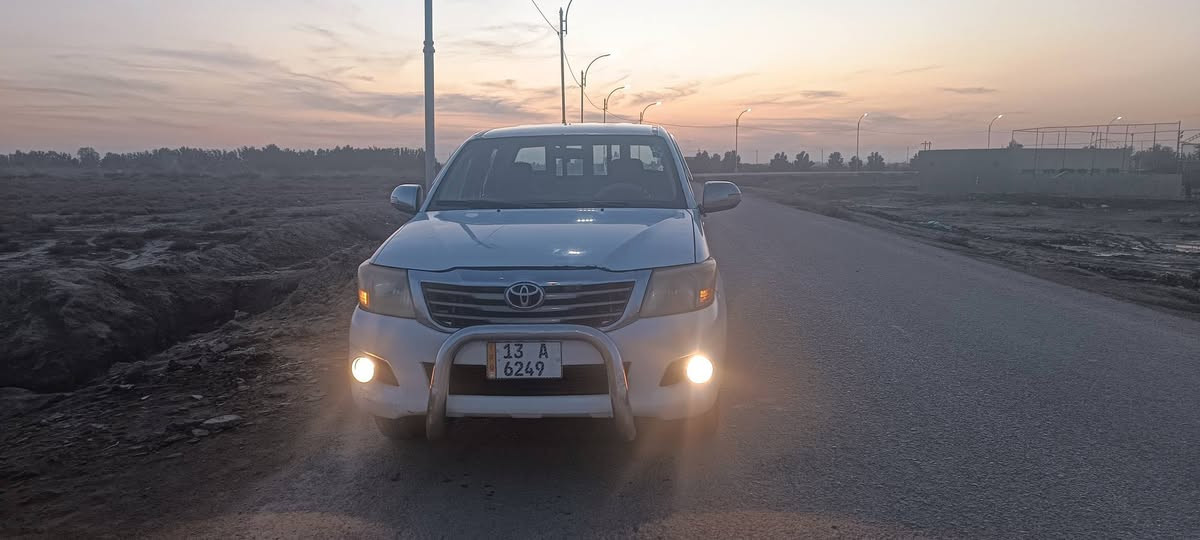 سلام عليكم اللبيع فلاونزه
موديل 2012
مكينه وكير باكيت شرط 
حداديه باكيت شرط طخم تايرات جديده 
سياره مكفوله من كلبه وال ركوه  ضربه بيه بل تكمه الوصطانيه من جهت السايق
دواخل تخبل تبريد شقال كامله كل نقص ما بيها 
سياره جاهزه مال جناي 
سنويه مجدده مشروع وطني ال 2030 رقم ميسان
تحويل ثاني يوم 

سعر 140
مكان ناصريه قضاء الإصلاح رقم ‏‪***********
