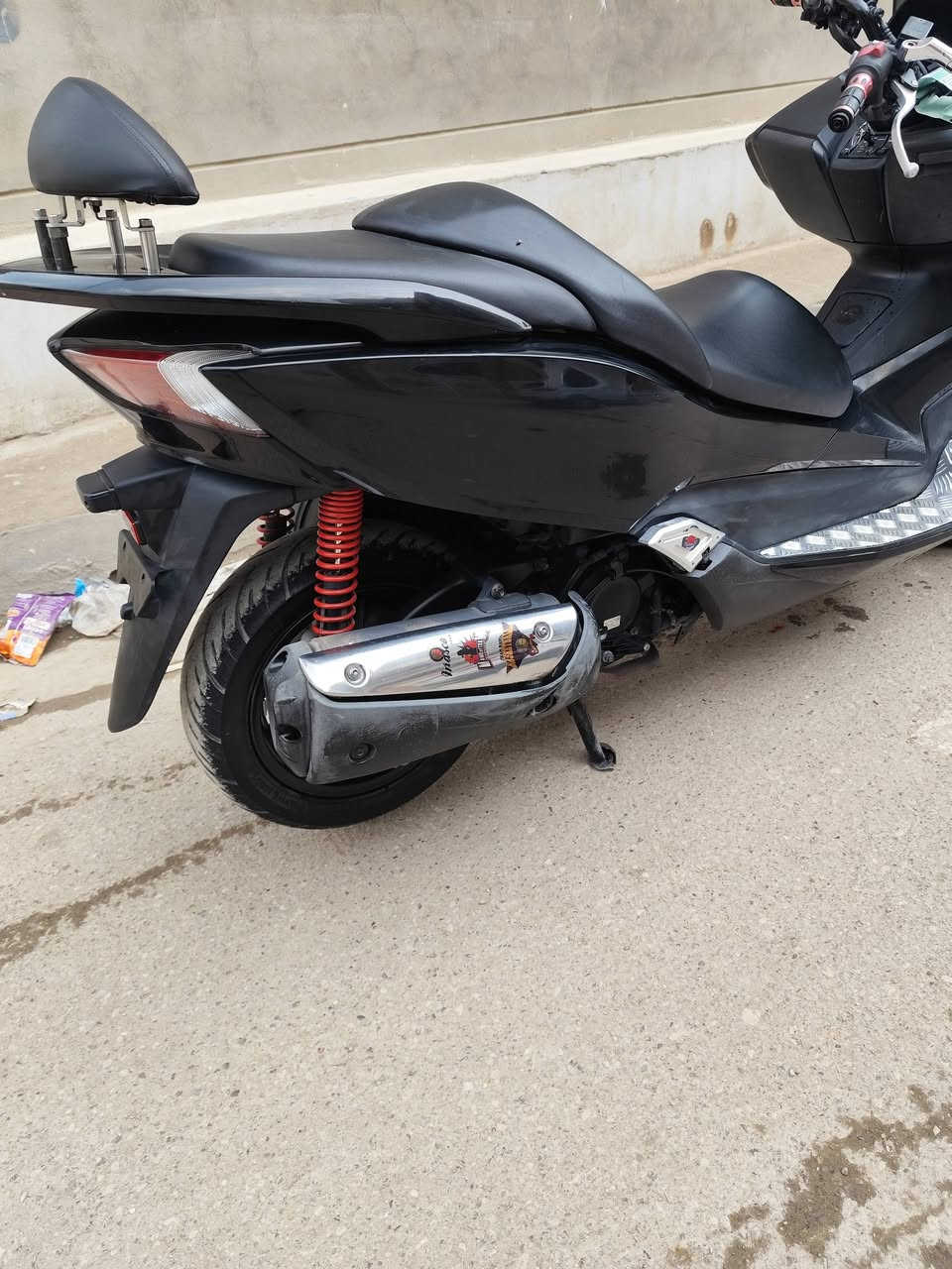 اللهم صل على محمد وال محمد
فورزه (0/12) الدراجه فول تزويد مرايات نيكل دوسات نيكل تجوه خلفيه فجوج حمر الدراجه فئه si أعلى فئه بيها مكفوله من كشر ومحرك مكاني بغداد للاستفسار رقمي ***********
