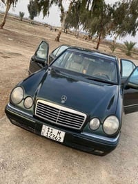 مارسدس ام عيون لون زيتوني مديل 97 كامله من كلشي مابيه ظررر مصبوغه لجما...