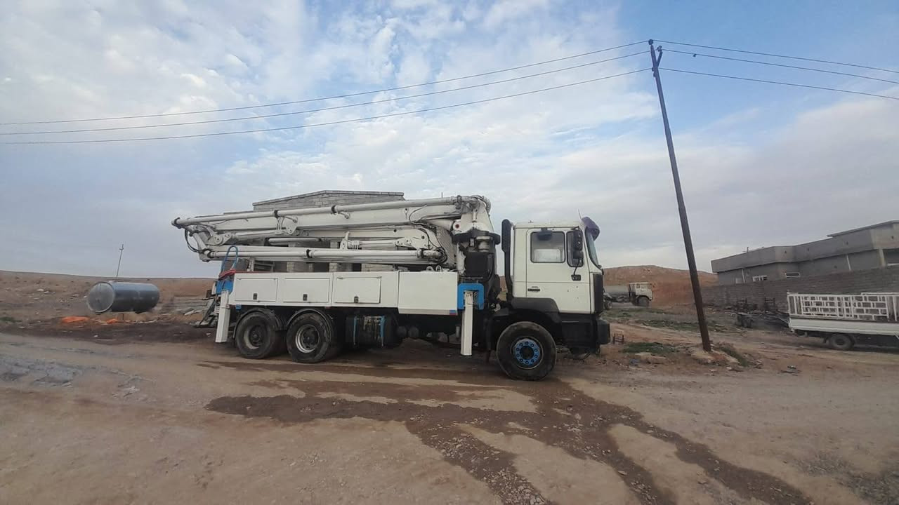 سلام عليكم 
بم مان 2003
جهاز 2003
36متر شوينك
بم ونوزل شوط طويل دبل مضخه 
رقم سليمانية شرط تحويل جب رابع بي باج اتصال على أرقام التالية ***********
***********
***********
