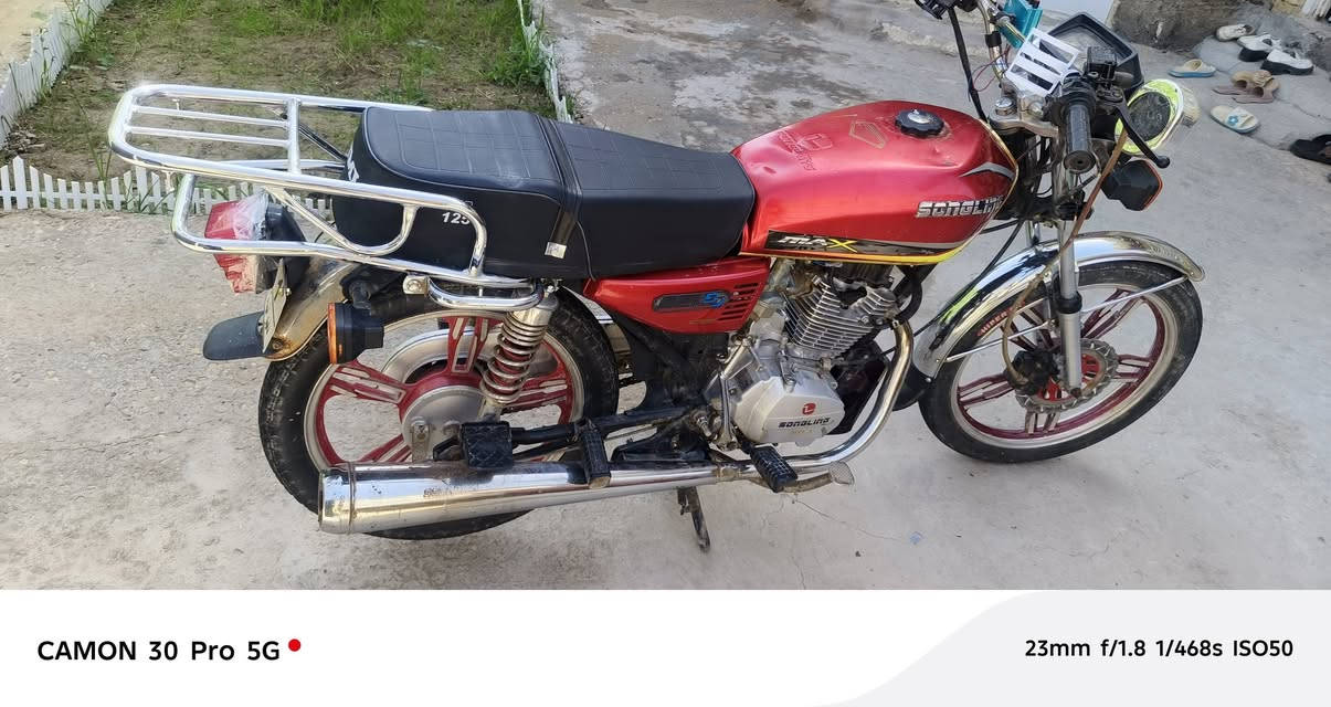 السلام عليكم
دراجه سافان مديل 24 اوراق محرك مكفول
كهربائيات كله شغال
السعر 550وبيهه مجال حك الجيه وهاذه الرقم ***********
العنوان الحضاره
