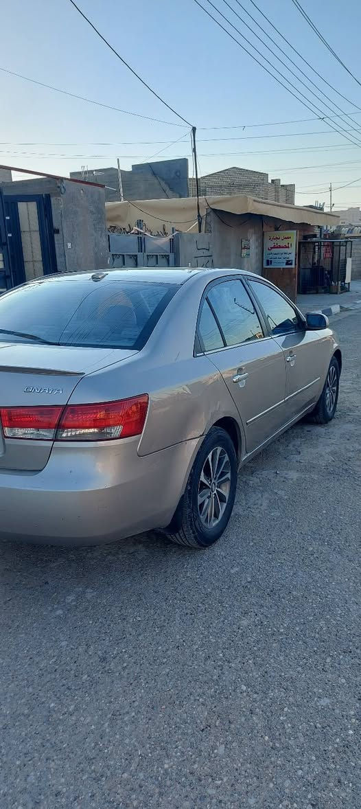 سوناتا 2008 وارد امريكي للبيع سياره فول مواصفات عدا البصمه
محرك ٢٤٠٠ دوش 
فتحه سقف تبريد
 كشنات كهرباء
 تدفئه بل كشنات
 شاشه تاب
ويل ViP
 كير وصدر خير من الله المحرك بي صوت خفيف فقط الصبح بدايه تشغيل 

بيها كم قطعه صبغ ابيع حزام بيها ضربات بسيطه بل جاملغ الخلفي والبنيد
السعر ١٠٠ ورقه وبيها مجال للشراي رقم هاتف ***********
