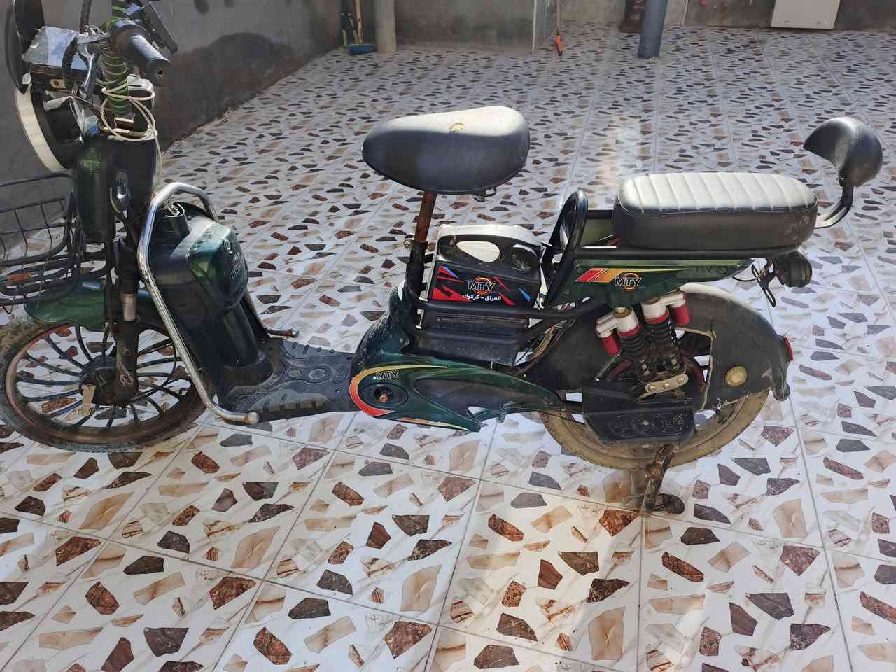 السلام عليكم 
بايسكل شحن للبيع 

بطاريته وسط لا  زينات ولا مو زينات


**إذا كنت صاحب هذا الإعلان وتريد حذفه لأي سبب، رجاءا أرسل رسالة إلى الدعم الفني**