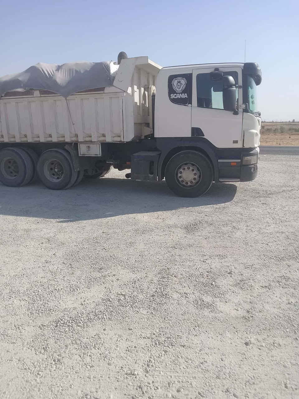 سكانيا بومه موديل2008 رقم نينوى الماني  حصة كاز  سنكل   تبريد  سيارة جاهزة ع شغل
السعر 300 ورقة بي مجال قليل
رقم الهاتف ***********

