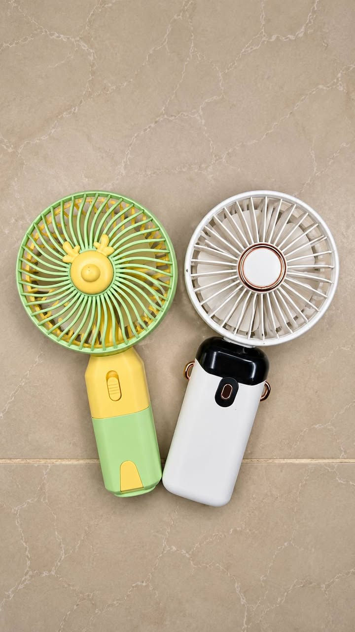 ✨ مروحة يدوية محمولة بتصميم أنيق وعصري ✨
🔋 قابلة للشحن
🌬️ قوة تبريد ممتازة
👜 خفيفة وسهلة الحمل في أي مكان
🔇 هادئة أثناء الاستعمال
💼 مناسبة للبيت، العمل، السفر والسيارة
📦 المنتج جديد وبجودة ممتازة
💰 السعر مناسب
للطلب أو الاستفسار راسلني خاص 📩


**إذا كنت صاحب هذا الإعلان وتريد حذفه لأي سبب، رجاءا أرسل رسالة إلى الدعم الفني**