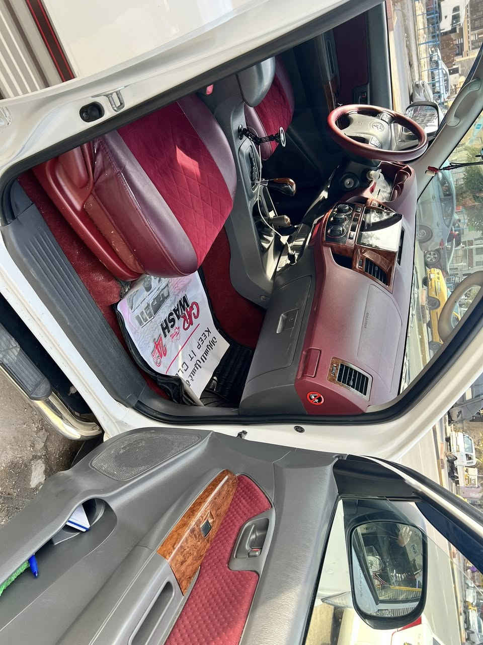 سلام عليكم بيكم فور ويل 2012 شماليه ماشيه 200الف مكينه فتوحه من الكيس مال الدهن من اخذته هيج المكينه مكفوله من التنقيص والتبخير وتحتاج تبديل جبنه كير فقط كيرهه مكفول خير من الله استخدام شخصي 
بأسمي السياره السعر 210 وبيهه مجال بغداد الزعفرانية
السياره خير من الله استخدام شخصي ***********
