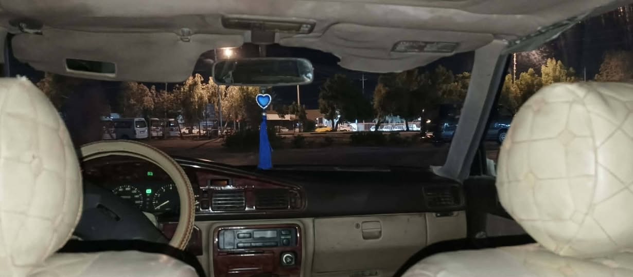 مارك فلات مديل 91كير ومكينه نضيفات حداديه وصط تخم تاير  كهربائيات شغاله نقص مشط ستيرن ثكيل دواخل جديده بيه خياس  ب الهلات الوره اليعر 33وبيه مجال للطيبين اتصل وبيك خير ودلل غير متواجد ع الفيس ؛***********
