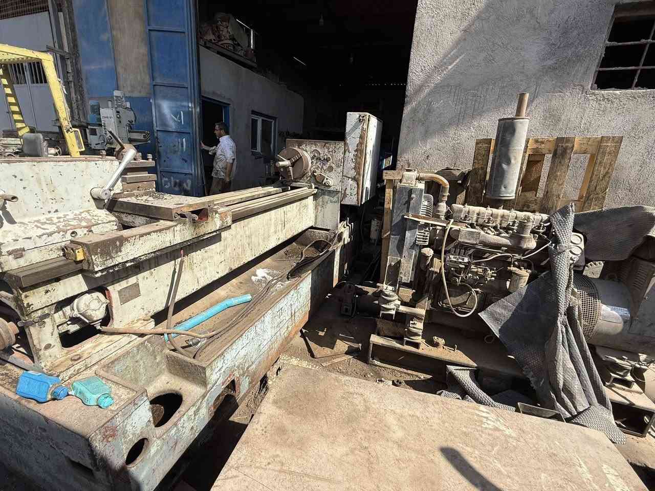 السلام عليكم 
تورنه روسي K16
طول متر ونص تورنه جاهزه للعمل 
صوت جداً ناعم 
عينه مثلثه براكيت 
ماطور سريع العربه شغال 
تورنه جاهزه
السعر 3مليون 
المكان النجف حي الحرفيين 
للاستفسار 
***********
