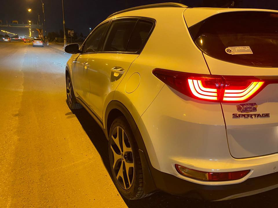 السلام عليكم
سبورتج فول مواصفات جيتي لاين
الموديل 2019 . 
المواصفات :
محرك الفين 2.0 دوش

سقف بنوراما 
بصمه أبواب 
هاند بريك بصمه + اوتو هولد + مانع نزلاق + مانع نحدار + مود درايف 
صندوك كهرباء + ذكي 
 كامره داورة
تبريد بيانو 
كراسي جلد + كراسي كهرباء  
لايت  لد نهاري زينون + بروجكتر زينون 
8 ايرباك 
حساس امامي + حساس خلفي + حساس مطر + حساس لايت 
تبريد قطعتين
ويل كب كبير 
ماشيه68 الف 
رقم بغداد باسمي
السعر 210$بيه مجال  
السياره جدا نضيفه وجديده  
مكاني بالحله 
***********
