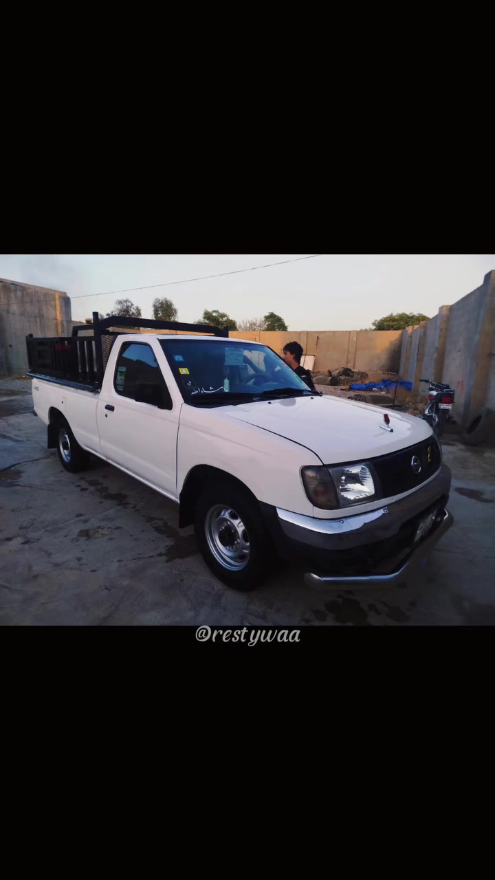 السلام عليكم بيكم نيسان شبوط مديل2002
رقم واسط دولي بسمي تحويل مباشر✅
حدادية جديدة ✅
محرك جديد حاوية بخاخ مو كابريتر✅
كير واكسن حاوية✅
تبريد ❄️
غرفة جديدة✅
تخم تاير ويل جديد زيرو✅
السيارة بيهة تكحيل أثر تكشير للجمالية ✅
المكان ديالى ✅
السعر 82 وبيها مجال للاستفسار الاتصال بالرقم ***********
